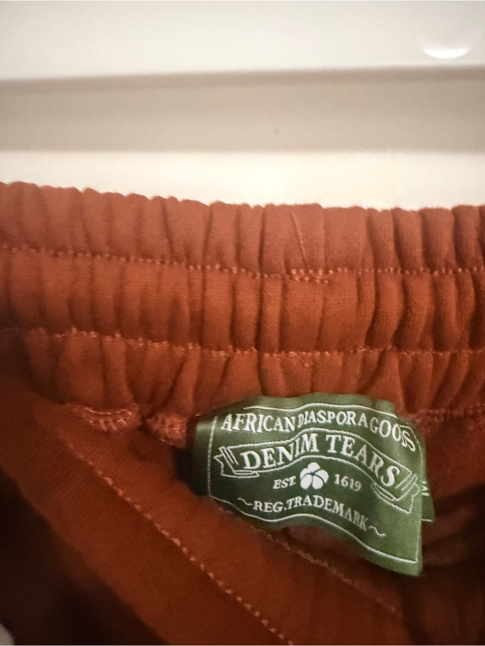 Rust, color, denim, tears, sweatshirts, size, medium - Picture 5 of 5